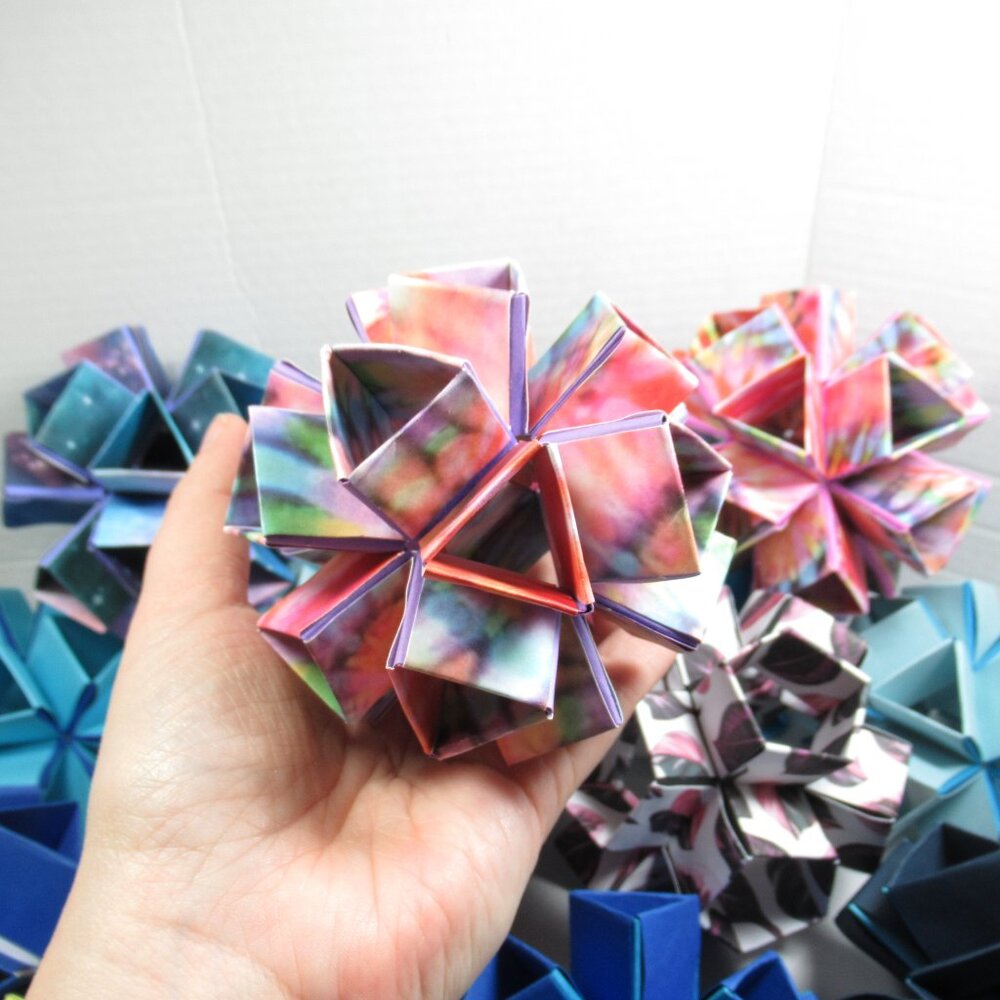 Geometric Origami - Picture 4 of 12